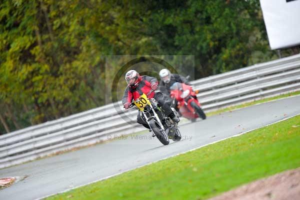 Motorcycle action photographs;Trackday digital images;event digital images;eventdigitalimages;no limits trackday;oulton park;oulton park circuit cheshire;oulton park photographs;peter wileman photography;trackday;trackday photos