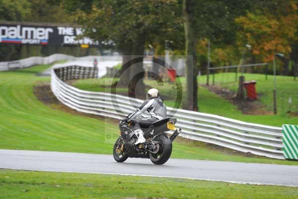 Motorcycle action photographs;Trackday digital images;event digital images;eventdigitalimages;no limits trackday;oulton park;oulton park circuit cheshire;oulton park photographs;peter wileman photography;trackday;trackday photos