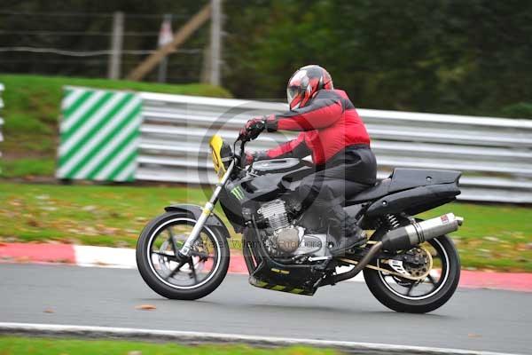 Motorcycle action photographs;Trackday digital images;event digital images;eventdigitalimages;no limits trackday;oulton park;oulton park circuit cheshire;oulton park photographs;peter wileman photography;trackday;trackday photos