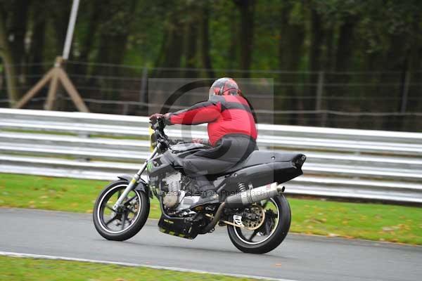 Motorcycle action photographs;Trackday digital images;event digital images;eventdigitalimages;no limits trackday;oulton park;oulton park circuit cheshire;oulton park photographs;peter wileman photography;trackday;trackday photos
