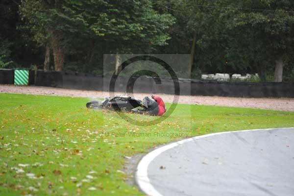 Motorcycle action photographs;Trackday digital images;event digital images;eventdigitalimages;no limits trackday;oulton park;oulton park circuit cheshire;oulton park photographs;peter wileman photography;trackday;trackday photos