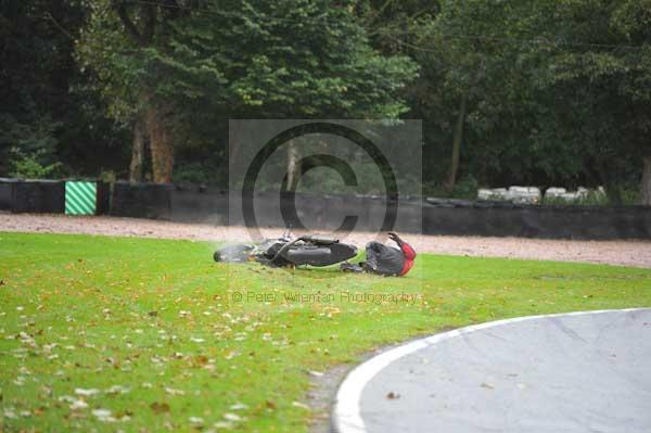 Motorcycle action photographs;Trackday digital images;event digital images;eventdigitalimages;no limits trackday;oulton park;oulton park circuit cheshire;oulton park photographs;peter wileman photography;trackday;trackday photos