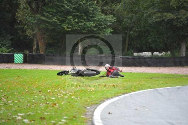 Motorcycle action photographs;Trackday digital images;event digital images;eventdigitalimages;no limits trackday;oulton park;oulton park circuit cheshire;oulton park photographs;peter wileman photography;trackday;trackday photos