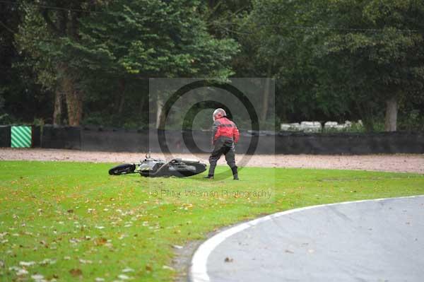 Motorcycle action photographs;Trackday digital images;event digital images;eventdigitalimages;no limits trackday;oulton park;oulton park circuit cheshire;oulton park photographs;peter wileman photography;trackday;trackday photos