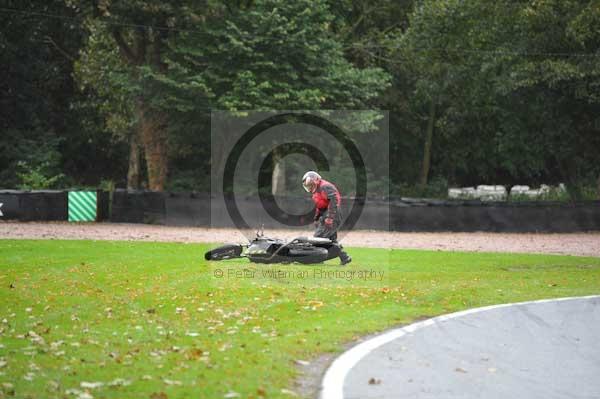 Motorcycle action photographs;Trackday digital images;event digital images;eventdigitalimages;no limits trackday;oulton park;oulton park circuit cheshire;oulton park photographs;peter wileman photography;trackday;trackday photos