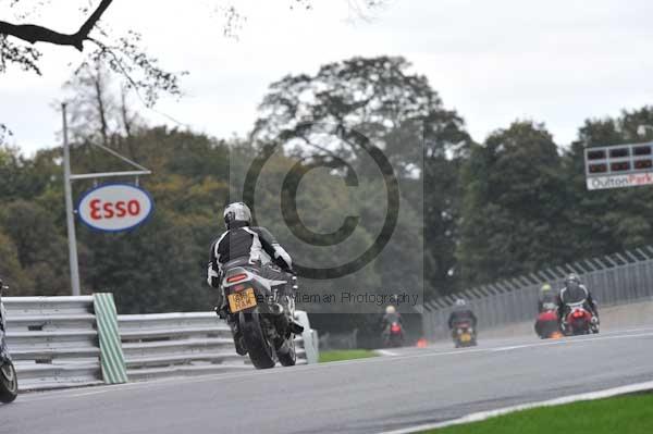 Motorcycle action photographs;Trackday digital images;event digital images;eventdigitalimages;no limits trackday;oulton park;oulton park circuit cheshire;oulton park photographs;peter wileman photography;trackday;trackday photos