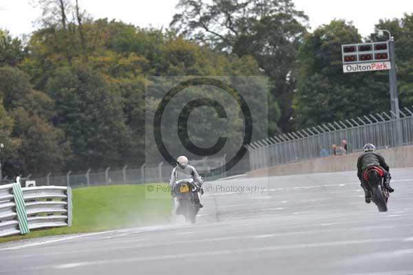 Motorcycle action photographs;Trackday digital images;event digital images;eventdigitalimages;no limits trackday;oulton park;oulton park circuit cheshire;oulton park photographs;peter wileman photography;trackday;trackday photos