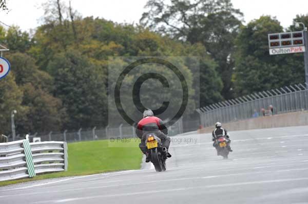 Motorcycle action photographs;Trackday digital images;event digital images;eventdigitalimages;no limits trackday;oulton park;oulton park circuit cheshire;oulton park photographs;peter wileman photography;trackday;trackday photos
