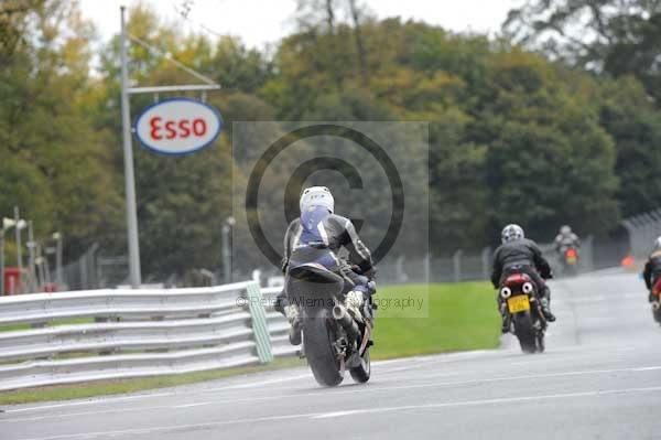 Motorcycle action photographs;Trackday digital images;event digital images;eventdigitalimages;no limits trackday;oulton park;oulton park circuit cheshire;oulton park photographs;peter wileman photography;trackday;trackday photos