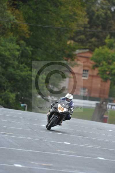 Motorcycle action photographs;Trackday digital images;event digital images;eventdigitalimages;no limits trackday;oulton park;oulton park circuit cheshire;oulton park photographs;peter wileman photography;trackday;trackday photos
