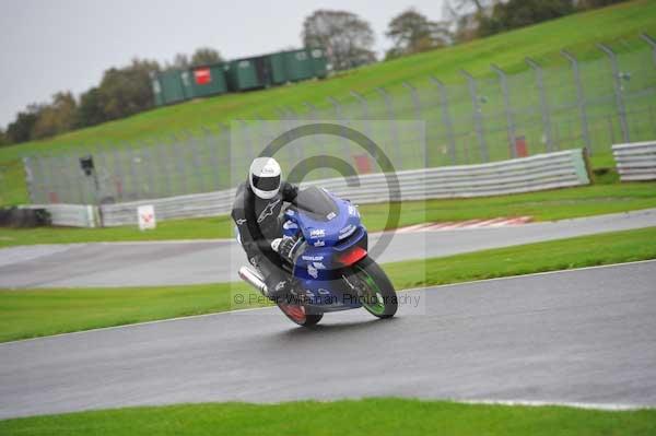 Motorcycle action photographs;Trackday digital images;event digital images;eventdigitalimages;no limits trackday;oulton park;oulton park circuit cheshire;oulton park photographs;peter wileman photography;trackday;trackday photos
