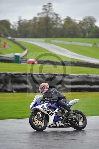 Motorcycle action photographs;Trackday digital images;event digital images;eventdigitalimages;no limits trackday;oulton park;oulton park circuit cheshire;oulton park photographs;peter wileman photography;trackday;trackday photos