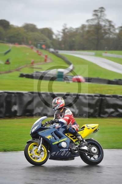Motorcycle action photographs;Trackday digital images;event digital images;eventdigitalimages;no limits trackday;oulton park;oulton park circuit cheshire;oulton park photographs;peter wileman photography;trackday;trackday photos