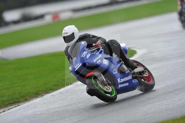Motorcycle action photographs;Trackday digital images;event digital images;eventdigitalimages;no limits trackday;oulton park;oulton park circuit cheshire;oulton park photographs;peter wileman photography;trackday;trackday photos