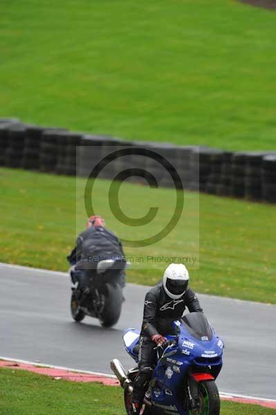 Motorcycle action photographs;Trackday digital images;event digital images;eventdigitalimages;no limits trackday;oulton park;oulton park circuit cheshire;oulton park photographs;peter wileman photography;trackday;trackday photos