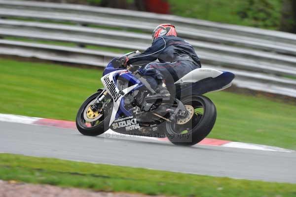 Motorcycle action photographs;Trackday digital images;event digital images;eventdigitalimages;no limits trackday;oulton park;oulton park circuit cheshire;oulton park photographs;peter wileman photography;trackday;trackday photos