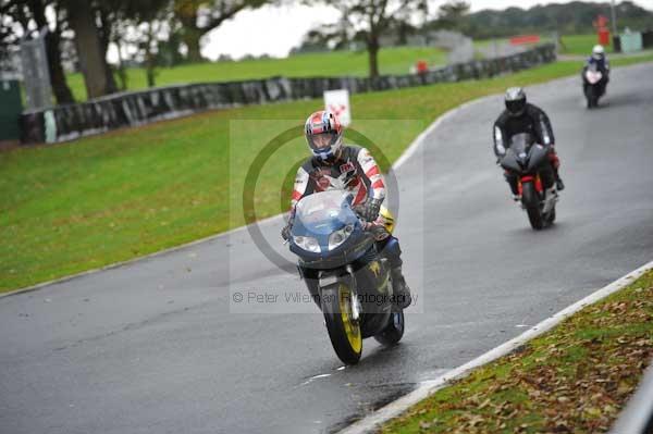 Motorcycle action photographs;Trackday digital images;event digital images;eventdigitalimages;no limits trackday;oulton park;oulton park circuit cheshire;oulton park photographs;peter wileman photography;trackday;trackday photos