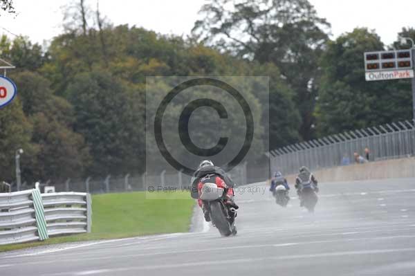 Motorcycle action photographs;Trackday digital images;event digital images;eventdigitalimages;no limits trackday;oulton park;oulton park circuit cheshire;oulton park photographs;peter wileman photography;trackday;trackday photos