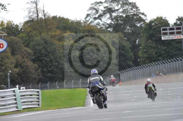 Motorcycle action photographs;Trackday digital images;event digital images;eventdigitalimages;no limits trackday;oulton park;oulton park circuit cheshire;oulton park photographs;peter wileman photography;trackday;trackday photos