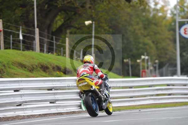 Motorcycle action photographs;Trackday digital images;event digital images;eventdigitalimages;no limits trackday;oulton park;oulton park circuit cheshire;oulton park photographs;peter wileman photography;trackday;trackday photos