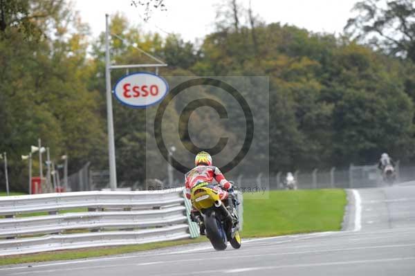 Motorcycle action photographs;Trackday digital images;event digital images;eventdigitalimages;no limits trackday;oulton park;oulton park circuit cheshire;oulton park photographs;peter wileman photography;trackday;trackday photos