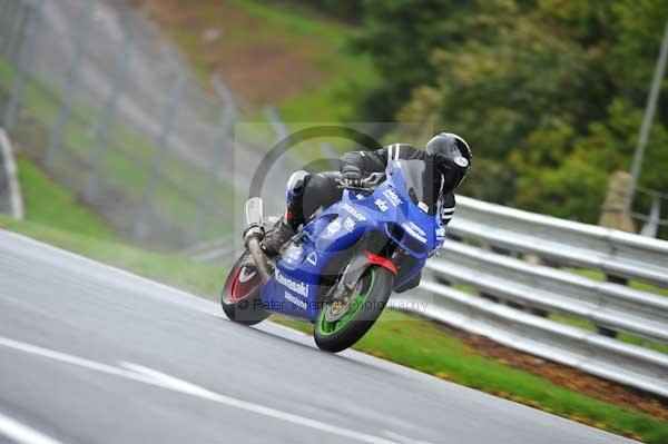 Motorcycle action photographs;Trackday digital images;event digital images;eventdigitalimages;no limits trackday;oulton park;oulton park circuit cheshire;oulton park photographs;peter wileman photography;trackday;trackday photos