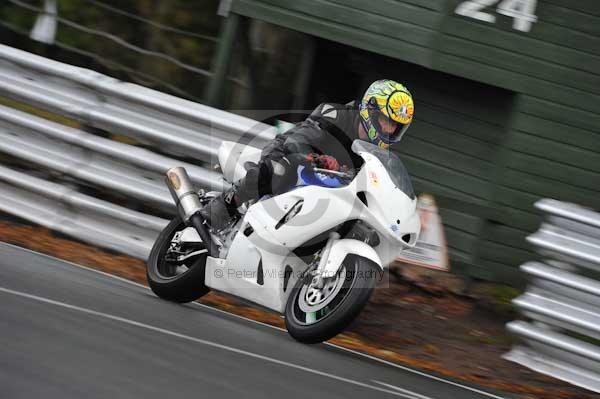 Motorcycle action photographs;Trackday digital images;event digital images;eventdigitalimages;no limits trackday;oulton park;oulton park circuit cheshire;oulton park photographs;peter wileman photography;trackday;trackday photos