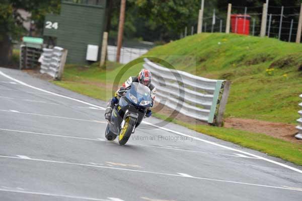 Motorcycle action photographs;Trackday digital images;event digital images;eventdigitalimages;no limits trackday;oulton park;oulton park circuit cheshire;oulton park photographs;peter wileman photography;trackday;trackday photos