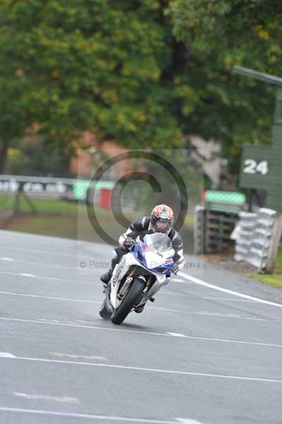 Motorcycle action photographs;Trackday digital images;event digital images;eventdigitalimages;no limits trackday;oulton park;oulton park circuit cheshire;oulton park photographs;peter wileman photography;trackday;trackday photos