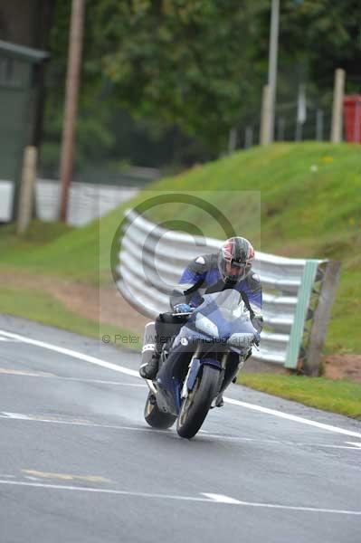 Motorcycle action photographs;Trackday digital images;event digital images;eventdigitalimages;no limits trackday;oulton park;oulton park circuit cheshire;oulton park photographs;peter wileman photography;trackday;trackday photos