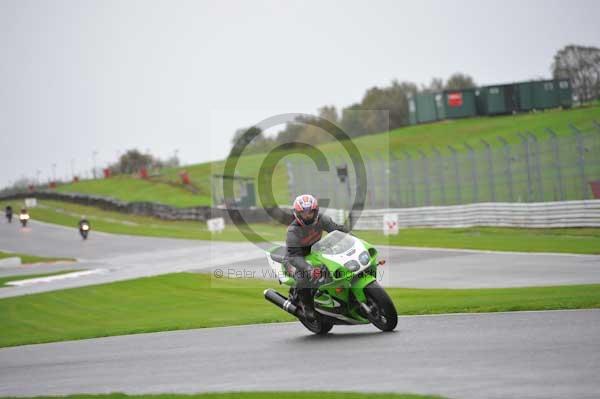 Motorcycle action photographs;Trackday digital images;event digital images;eventdigitalimages;no limits trackday;oulton park;oulton park circuit cheshire;oulton park photographs;peter wileman photography;trackday;trackday photos