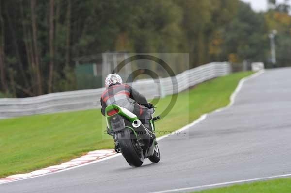 Motorcycle action photographs;Trackday digital images;event digital images;eventdigitalimages;no limits trackday;oulton park;oulton park circuit cheshire;oulton park photographs;peter wileman photography;trackday;trackday photos