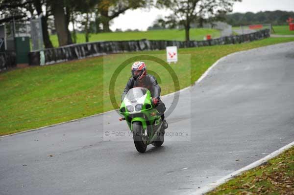Motorcycle action photographs;Trackday digital images;event digital images;eventdigitalimages;no limits trackday;oulton park;oulton park circuit cheshire;oulton park photographs;peter wileman photography;trackday;trackday photos
