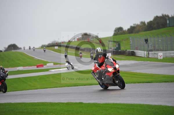 Motorcycle action photographs;Trackday digital images;event digital images;eventdigitalimages;no limits trackday;oulton park;oulton park circuit cheshire;oulton park photographs;peter wileman photography;trackday;trackday photos