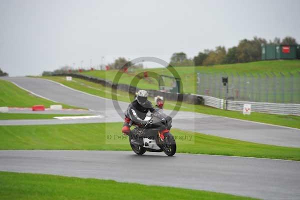 Motorcycle action photographs;Trackday digital images;event digital images;eventdigitalimages;no limits trackday;oulton park;oulton park circuit cheshire;oulton park photographs;peter wileman photography;trackday;trackday photos