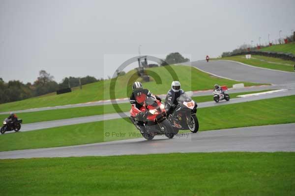 Motorcycle action photographs;Trackday digital images;event digital images;eventdigitalimages;no limits trackday;oulton park;oulton park circuit cheshire;oulton park photographs;peter wileman photography;trackday;trackday photos