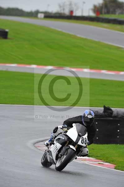 Motorcycle action photographs;Trackday digital images;event digital images;eventdigitalimages;no limits trackday;oulton park;oulton park circuit cheshire;oulton park photographs;peter wileman photography;trackday;trackday photos