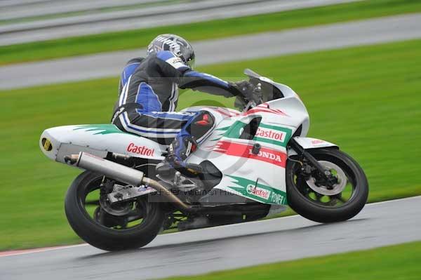 Motorcycle action photographs;Trackday digital images;event digital images;eventdigitalimages;no limits trackday;oulton park;oulton park circuit cheshire;oulton park photographs;peter wileman photography;trackday;trackday photos