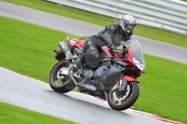 Motorcycle action photographs;Trackday digital images;event digital images;eventdigitalimages;no limits trackday;oulton park;oulton park circuit cheshire;oulton park photographs;peter wileman photography;trackday;trackday photos
