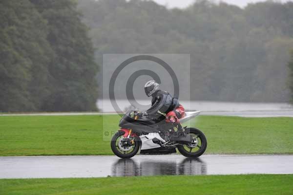 Motorcycle action photographs;Trackday digital images;event digital images;eventdigitalimages;no limits trackday;oulton park;oulton park circuit cheshire;oulton park photographs;peter wileman photography;trackday;trackday photos