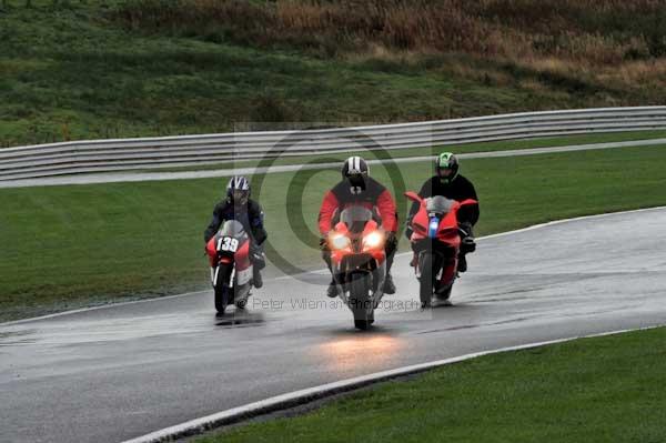 Motorcycle action photographs;Trackday digital images;event digital images;eventdigitalimages;no limits trackday;oulton park;oulton park circuit cheshire;oulton park photographs;peter wileman photography;trackday;trackday photos
