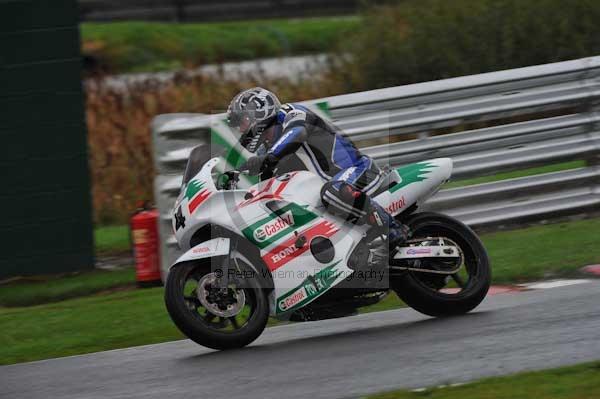 Motorcycle action photographs;Trackday digital images;event digital images;eventdigitalimages;no limits trackday;oulton park;oulton park circuit cheshire;oulton park photographs;peter wileman photography;trackday;trackday photos