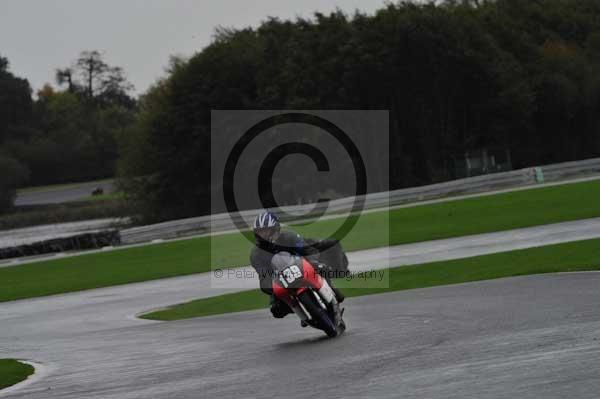 Motorcycle action photographs;Trackday digital images;event digital images;eventdigitalimages;no limits trackday;oulton park;oulton park circuit cheshire;oulton park photographs;peter wileman photography;trackday;trackday photos