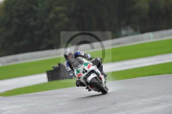 Motorcycle action photographs;Trackday digital images;event digital images;eventdigitalimages;no limits trackday;oulton park;oulton park circuit cheshire;oulton park photographs;peter wileman photography;trackday;trackday photos