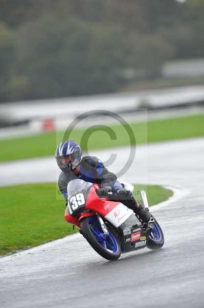 Motorcycle action photographs;Trackday digital images;event digital images;eventdigitalimages;no limits trackday;oulton park;oulton park circuit cheshire;oulton park photographs;peter wileman photography;trackday;trackday photos