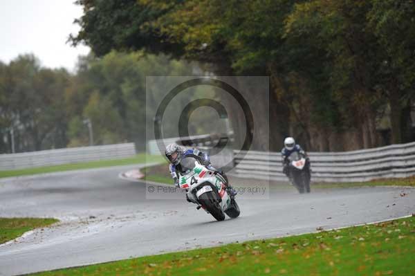 Motorcycle action photographs;Trackday digital images;event digital images;eventdigitalimages;no limits trackday;oulton park;oulton park circuit cheshire;oulton park photographs;peter wileman photography;trackday;trackday photos