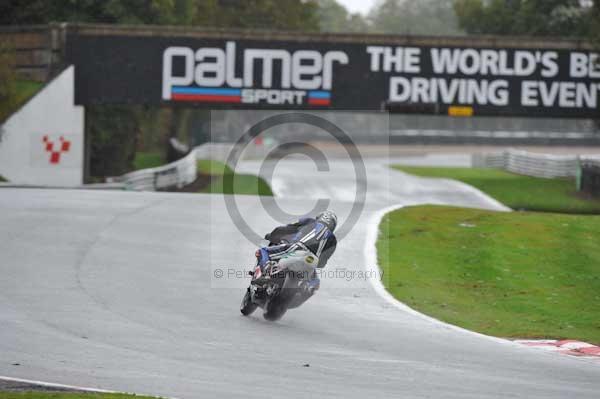 Motorcycle action photographs;Trackday digital images;event digital images;eventdigitalimages;no limits trackday;oulton park;oulton park circuit cheshire;oulton park photographs;peter wileman photography;trackday;trackday photos