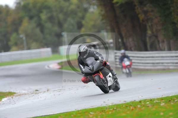Motorcycle action photographs;Trackday digital images;event digital images;eventdigitalimages;no limits trackday;oulton park;oulton park circuit cheshire;oulton park photographs;peter wileman photography;trackday;trackday photos
