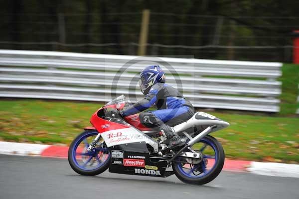 Motorcycle action photographs;Trackday digital images;event digital images;eventdigitalimages;no limits trackday;oulton park;oulton park circuit cheshire;oulton park photographs;peter wileman photography;trackday;trackday photos