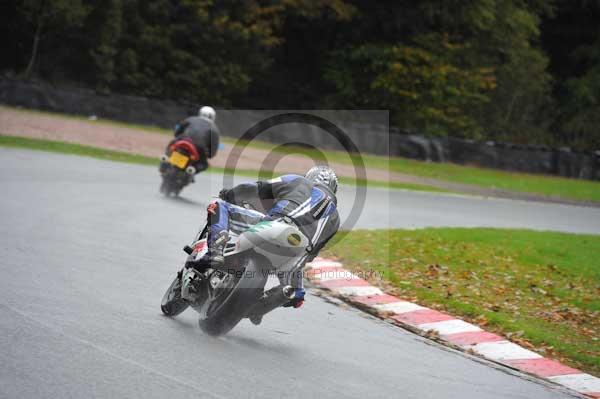 Motorcycle action photographs;Trackday digital images;event digital images;eventdigitalimages;no limits trackday;oulton park;oulton park circuit cheshire;oulton park photographs;peter wileman photography;trackday;trackday photos
